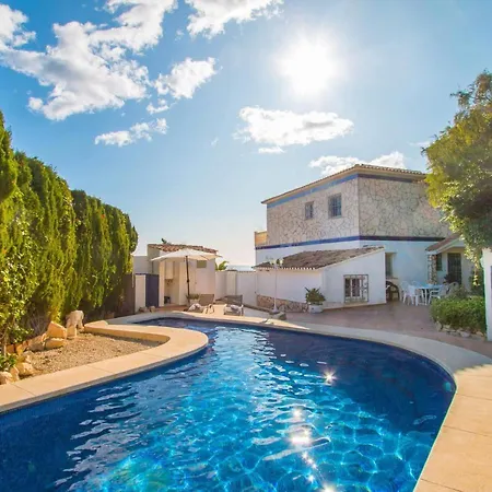 Canuta Villa *